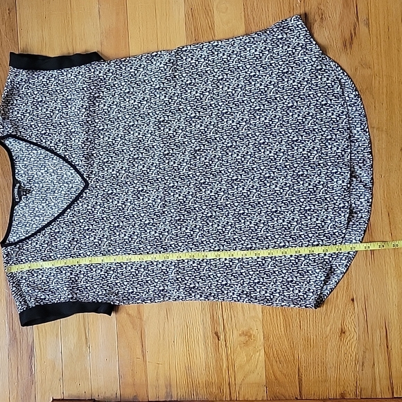 Express Cold Shoulder Blouse - Picture 5 of 7